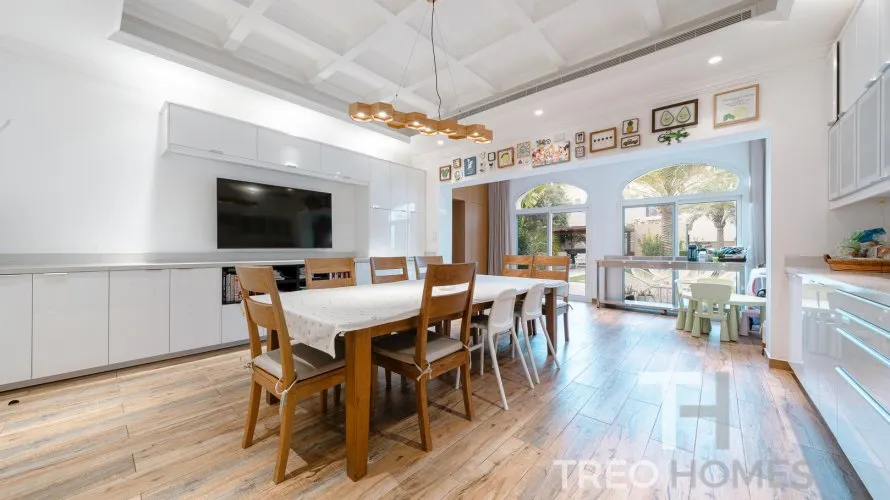 6 bedrooms villa for sale , Arabian Ranches, Dubai, UAE No. 540 № 16