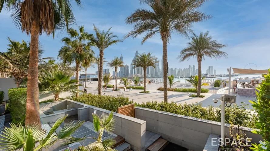 5 bedrooms apartment for sale , Palm Jumeirah, Dubai, UAE No. 1302 № 16