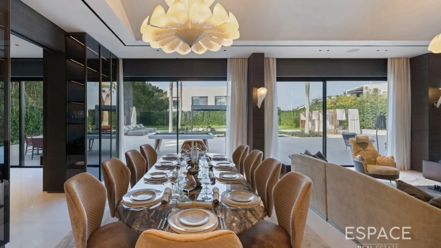 6 bedrooms villa for sale , Al Barari, Dubai, UAE No. 1501