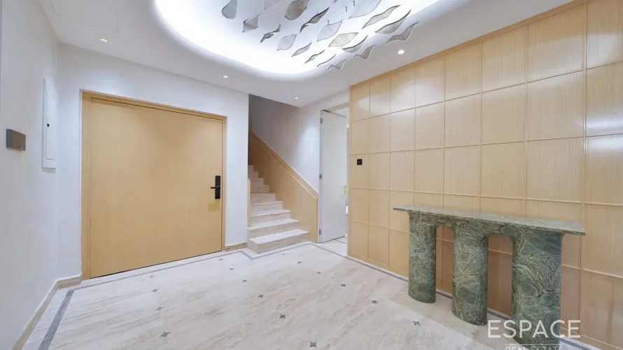 4 bedrooms villa for sale , Meadows, Dubai, UAE No. 1256 № 8