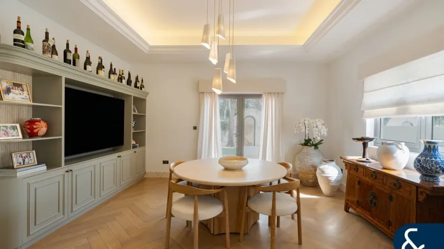 5 bedrooms villa for sale, The Villa, Dubai, UAE No. 1704 № 4
