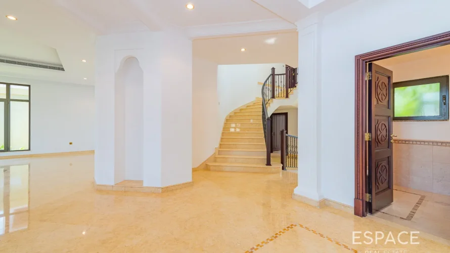 6 bedrooms villa for sale , Palm Jumeirah, Dubai, UAE No. 1292 № 8