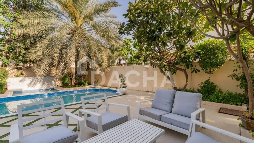 5 bedrooms villa for sale , Meadows, Dubai, UAE No. 2707 № 21