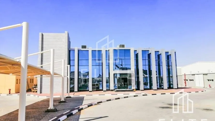 8288m² warehouse for sale , Dubai, UAE No. 732 № 25
