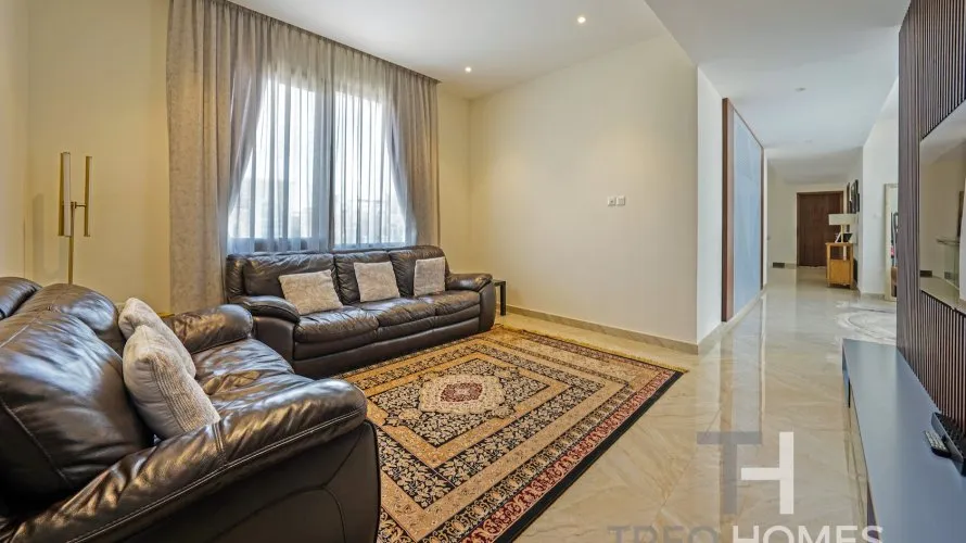 7 bedrooms villa for sale , Jumeirah Park, Dubai, UAE No. 486 № 17