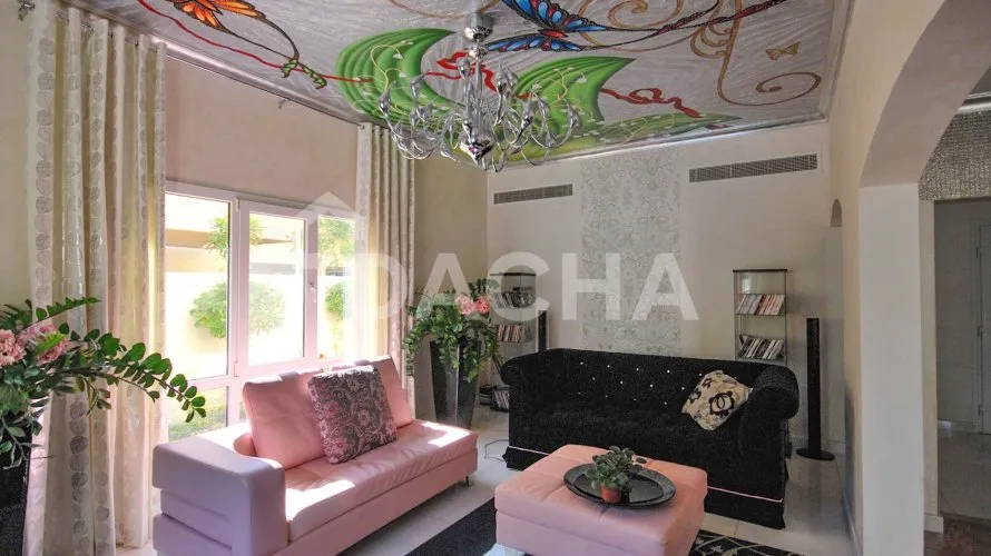 5 bedrooms villa for sale , Meadows, Dubai, UAE No. 2707 № 19
