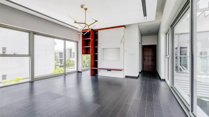 5 bedrooms villa for sale , Dubai, UAE No. 715 № 8