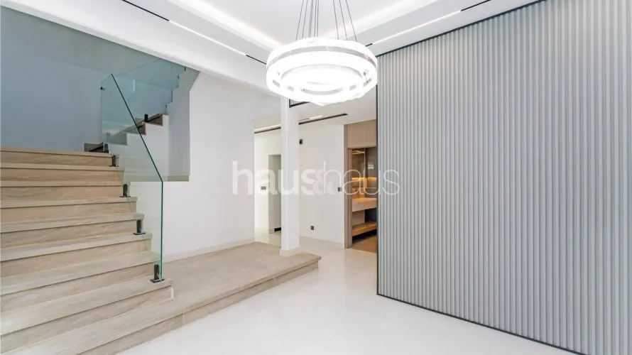 6 bedrooms villa for sale, Meadows, Dubai, UAE No. 855 № 7