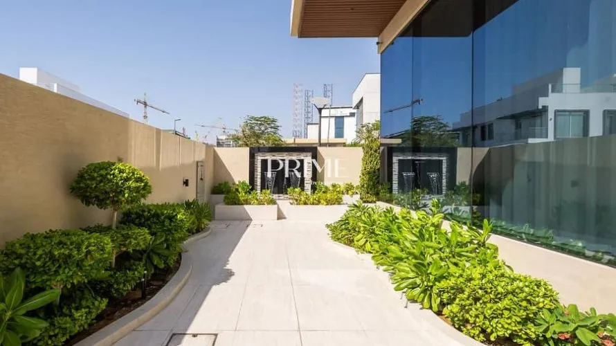 5 bedrooms villa for sale , Dubai, UAE No. 1117 № 1