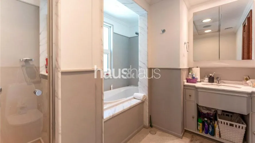 5 bedrooms villa for sale , Dubai Sports City, Dubai, UAE No. 888 № 22