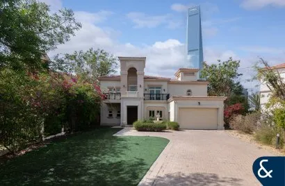 4 bedrooms villa for sale , Jumeirah Islands, Dubai, UAE No. 1985