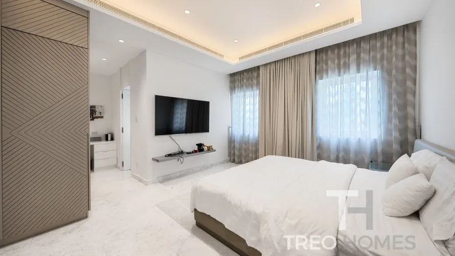 5 bedrooms villa for sale , Meadows, Dubai, UAE No. 485 № 20