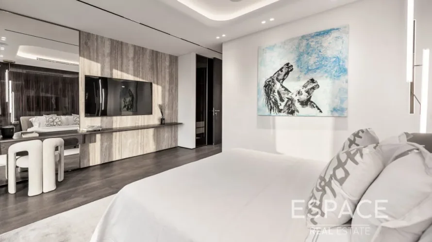 6 bedrooms villa for sale , Palm Jumeirah, Dubai, UAE No. 1301 № 15