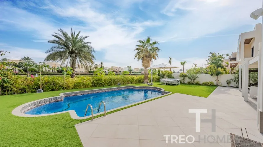 5 bedrooms villa for sale , Meadows, Dubai, UAE No. 485 № 22