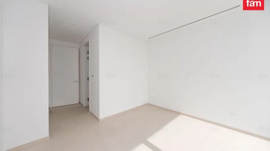 3 bedrooms apartment for sale , Dubai, UAE No. 1942 № 19
