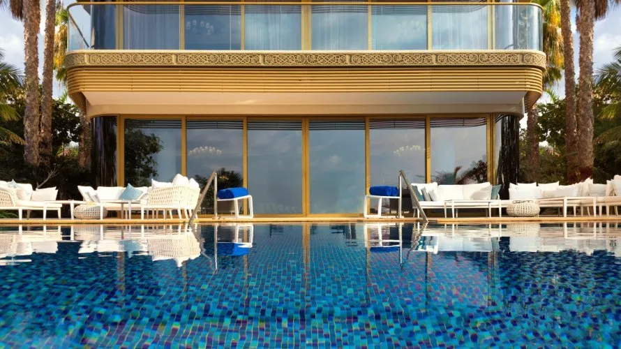 7 bedrooms building for sale , The World Islands, Dubai, UAE No. 2061 № 7
