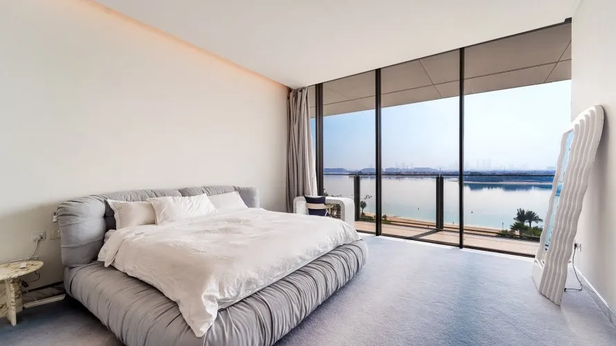 2 bedrooms apartment for sale , Palm Jumeirah, Dubai, UAE No. 2213 № 10
