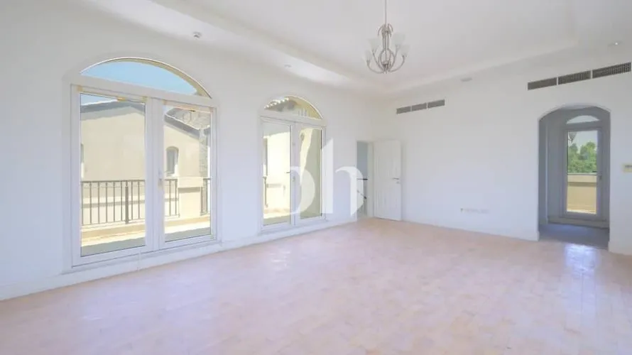 6 bedrooms villa for sale , Jumeirah Golf Estates, Dubai, UAE No. 1169 № 11