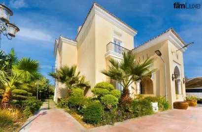 6 bedrooms villa for sale , Dubai, UAE No. 1730