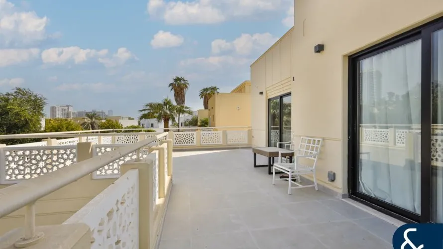 5 bedrooms villa for sale , Meadows 1, Meadows, Dubai, UAE No. 2625 № 15