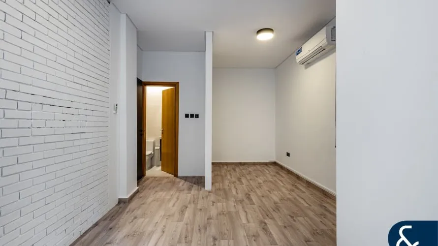 5 bedrooms villa for sale , The Villa, Dubai, UAE No. 2290 № 6