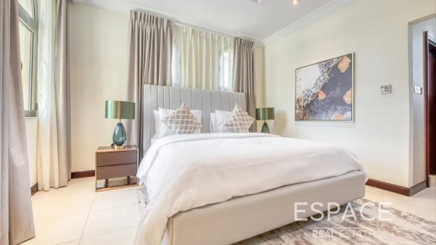 5 bedrooms villa for sale , Palm Jumeirah, Dubai, UAE No. 1304 № 16
