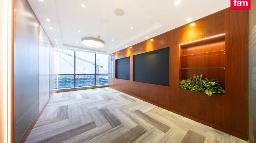 820.4m² office for sale, Dubai, UAE No. 2313 № 1