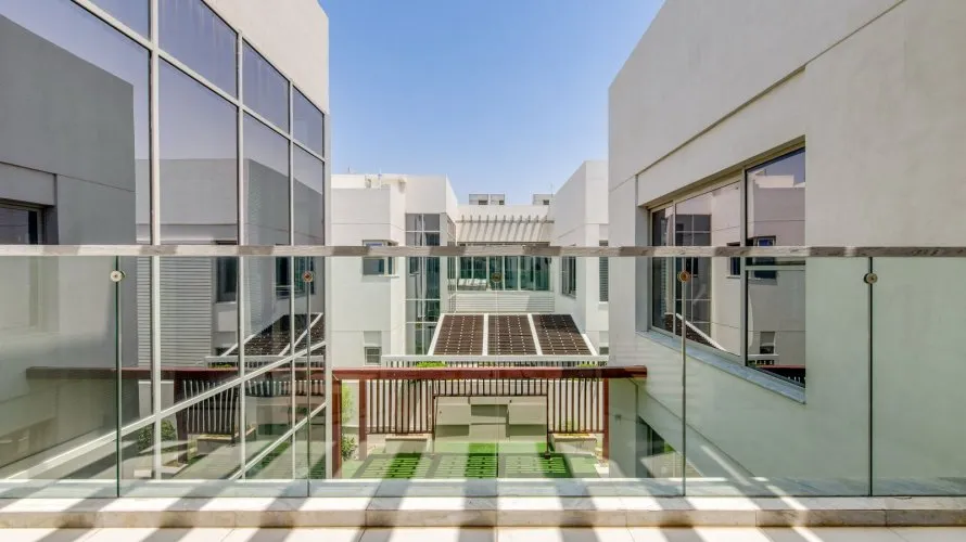 5 bedrooms villa for sale , Dubai, UAE No. 715 № 4