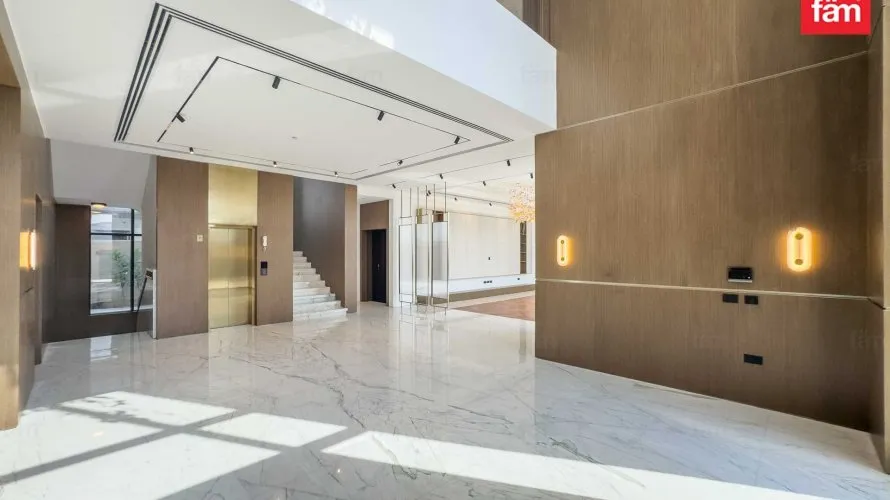 7 bedrooms villa for sale , Dubai, UAE No. 1360 № 6