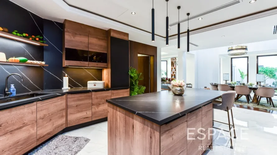 3 bedrooms villa for sale , Palm Jumeirah, Dubai, UAE No. 1261 № 3
