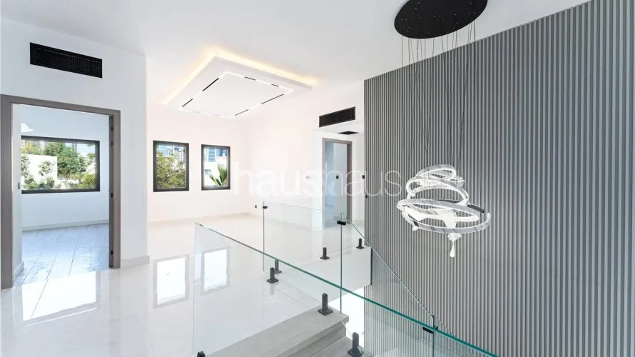 6 bedrooms villa for sale, Meadows, Dubai, UAE No. 855 № 8