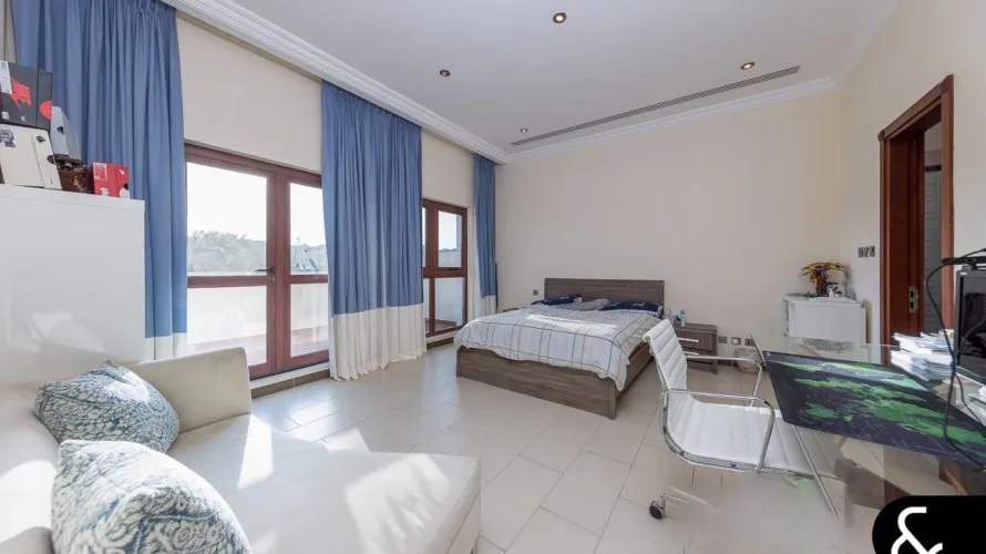 5 bedrooms villa for sale , Jumeirah Golf Estates, Dubai, UAE No. 1995 № 16