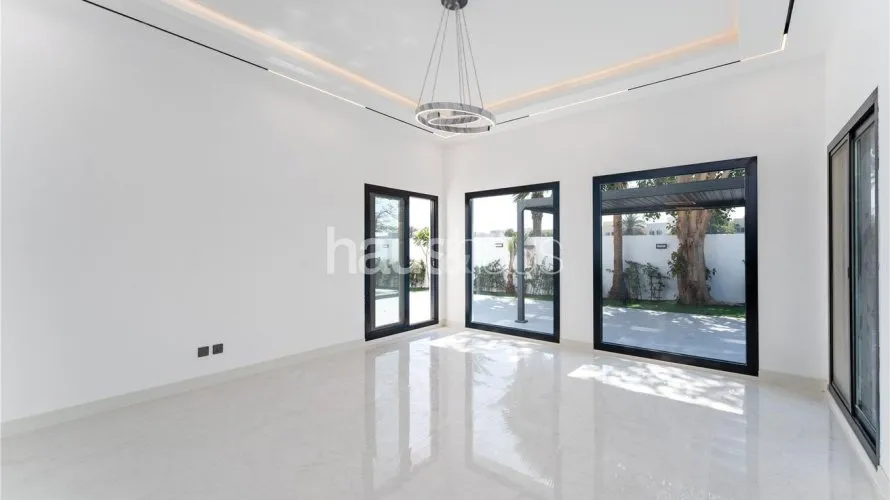 6 bedrooms villa for sale, Meadows, Dubai, UAE No. 855 № 23