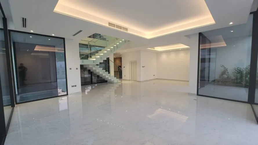 5 bedrooms villa for sale , Al Barari, Dubai, UAE No. 323 № 3