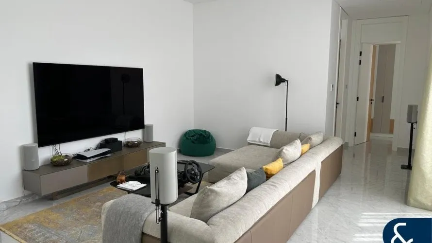 5 bedrooms villa for sale , Al Barari, Dubai, UAE No. 1990 № 8