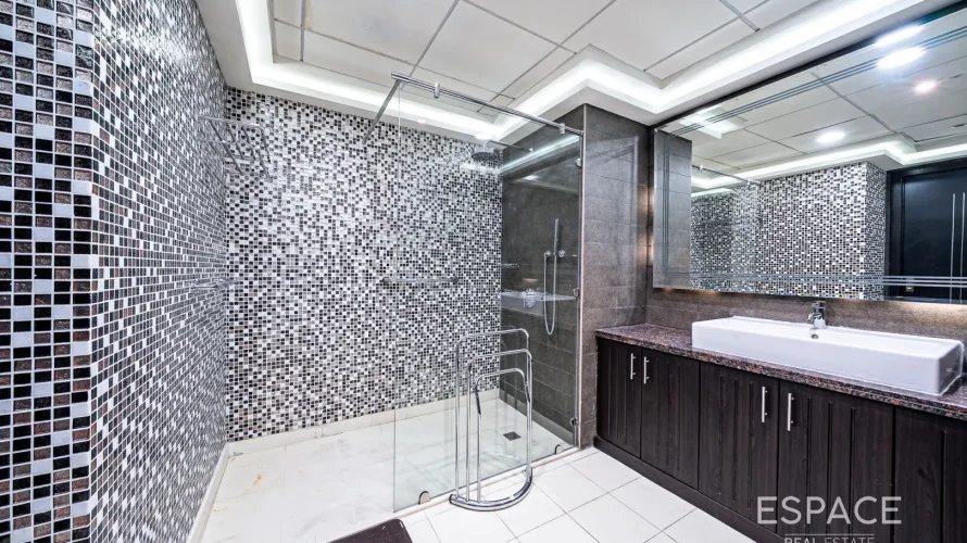 4 bedrooms apartment for sale , Dubai Marina, Dubai, UAE No. 2604 № 17