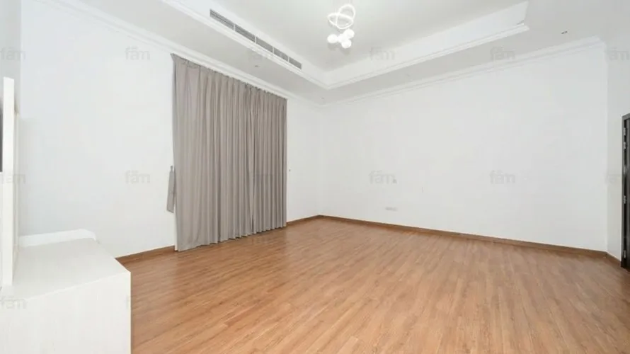 7 bedrooms villa for sale , Umm Al Sheif, Dubai, UAE No. 2321 № 25