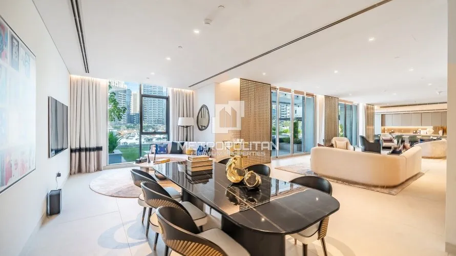 5 bedrooms villa for sale , Dubai Marina, Dubai, UAE No. 1644