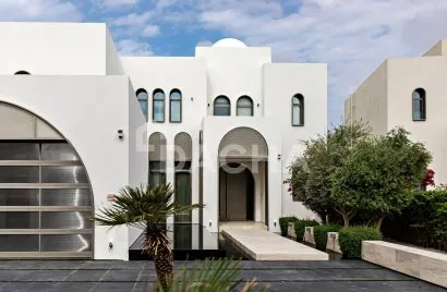 4 bedrooms villa for sale , Jumeirah Islands, Dubai, UAE No. 2692