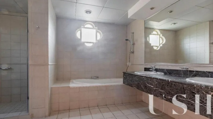 4 bedrooms villa for sale, Jumeirah Islands, Dubai, UAE No. 763 № 10