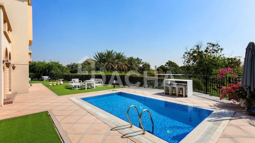 4 bedrooms villa for sale , Jumeirah Islands, Dubai, UAE No. 2694 № 15