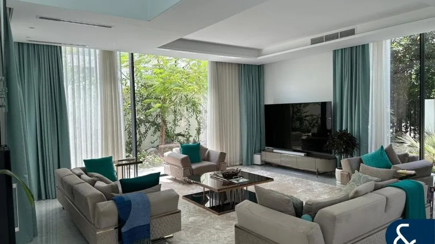 5 bedrooms villa for sale , Al Barari, Dubai, UAE No. 1990