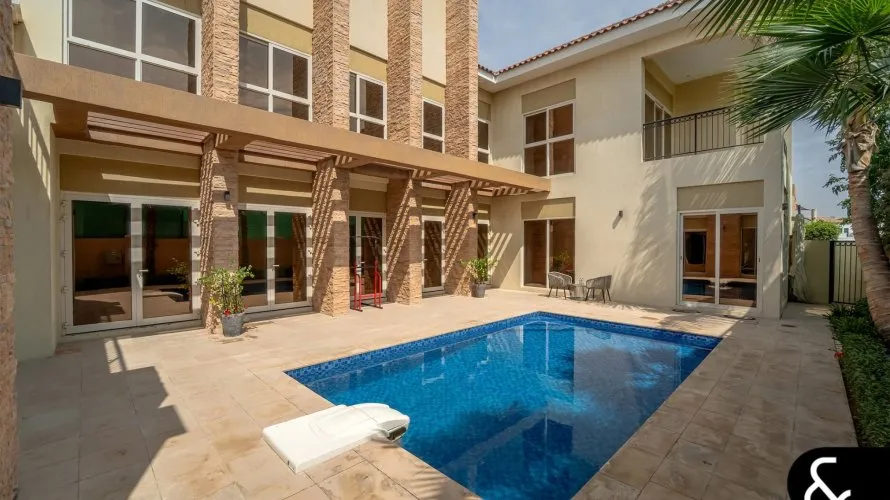 5 bedrooms villa for sale , Jumeirah Golf Estates, Dubai, UAE No. 2257 № 1