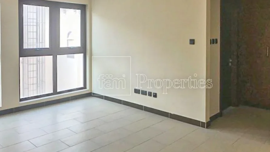 6 bedrooms villa for sale , Dubai, UAE No. 345 № 3