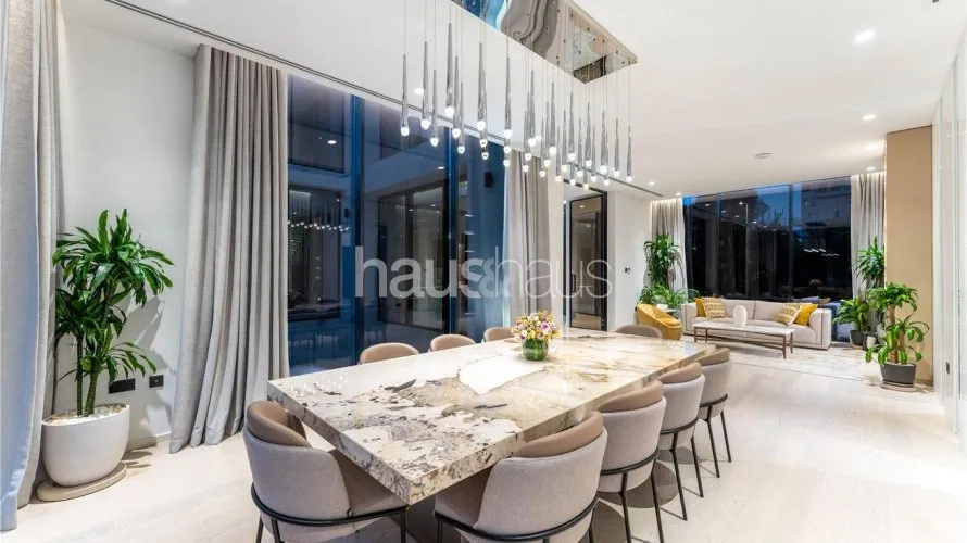 4 bedrooms villa for sale , Al Barari, Dubai, UAE No. 858 № 1