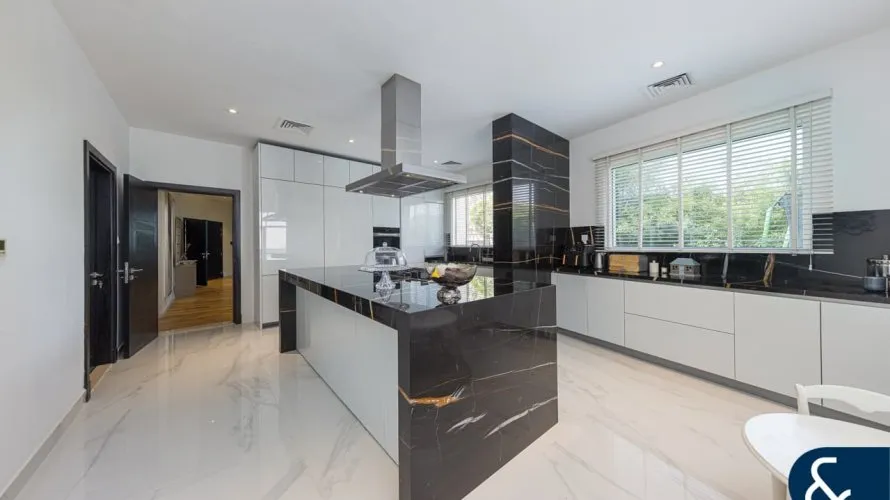 7 bedrooms villa for sale , Jumeirah Golf Estates, Dubai, UAE No. 2289 № 8