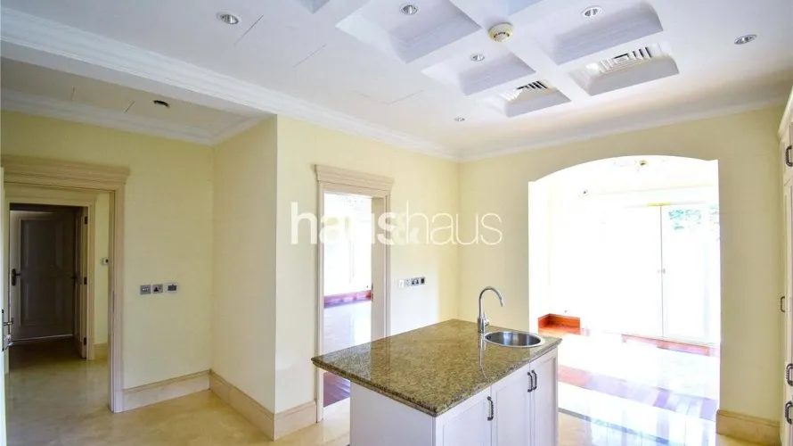 6 bedrooms villa for sale , Arabian Ranches, Dubai, UAE No. 906 № 9