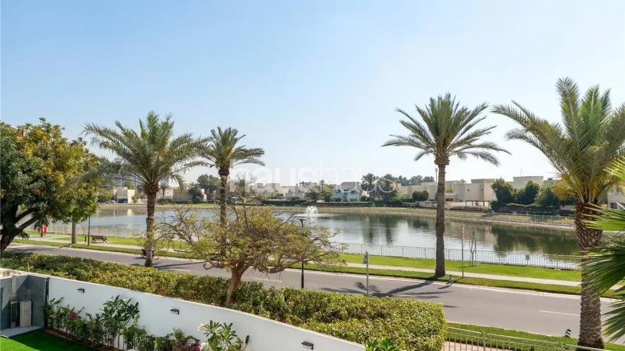 6 bedrooms villa for sale, Meadows, Dubai, UAE No. 855 № 19