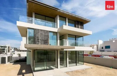 4 bedrooms villa for sale , Dubai, UAE No. 2920