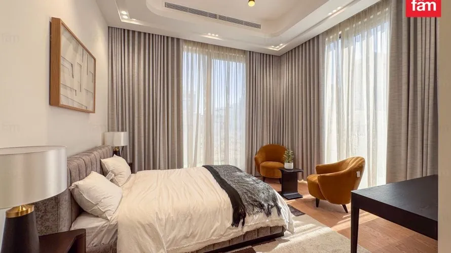 6 bedrooms villa for sale , Dubai, UAE No. 3059 № 15